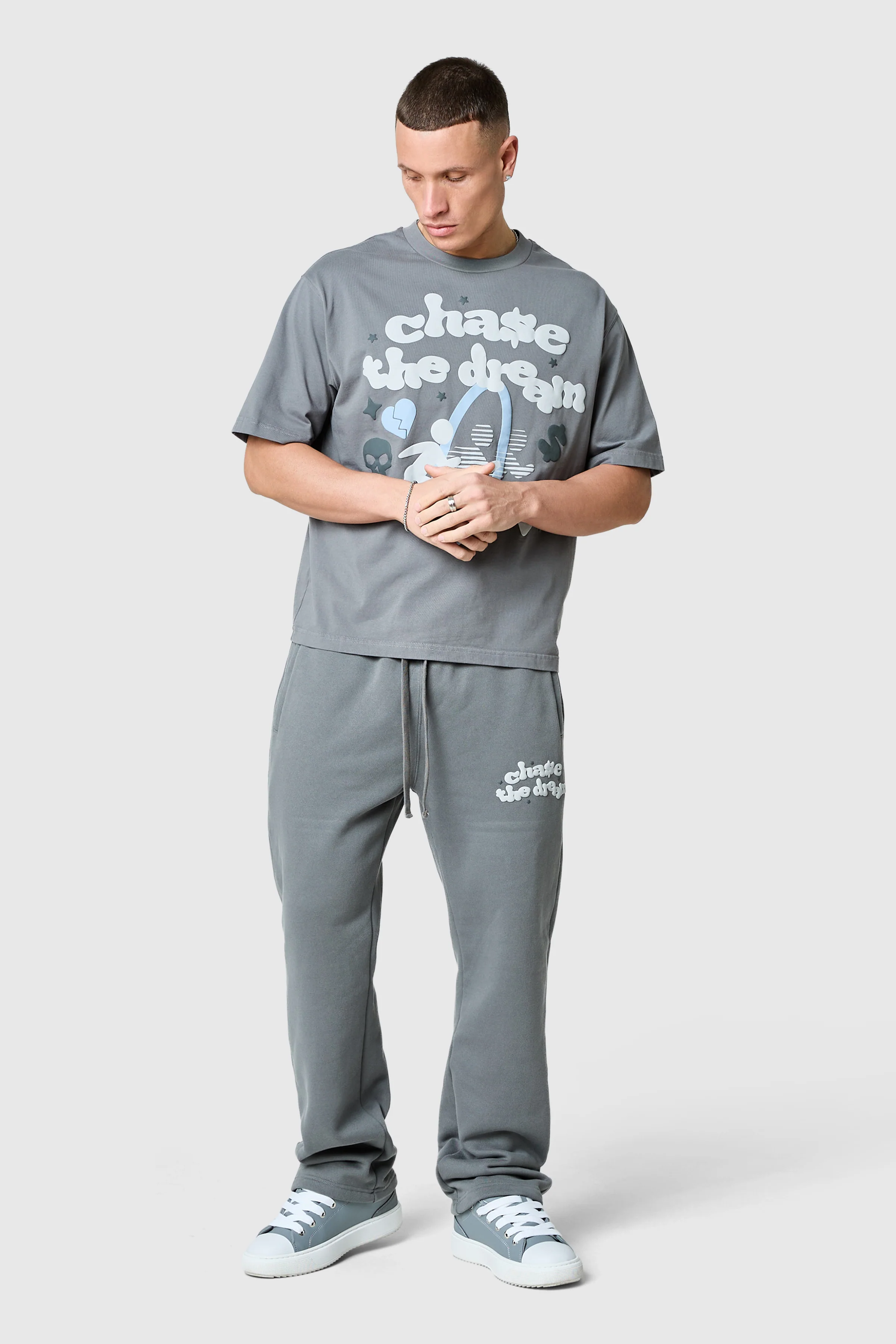 Chase The Dream Tee - Slate Grey - Image 6