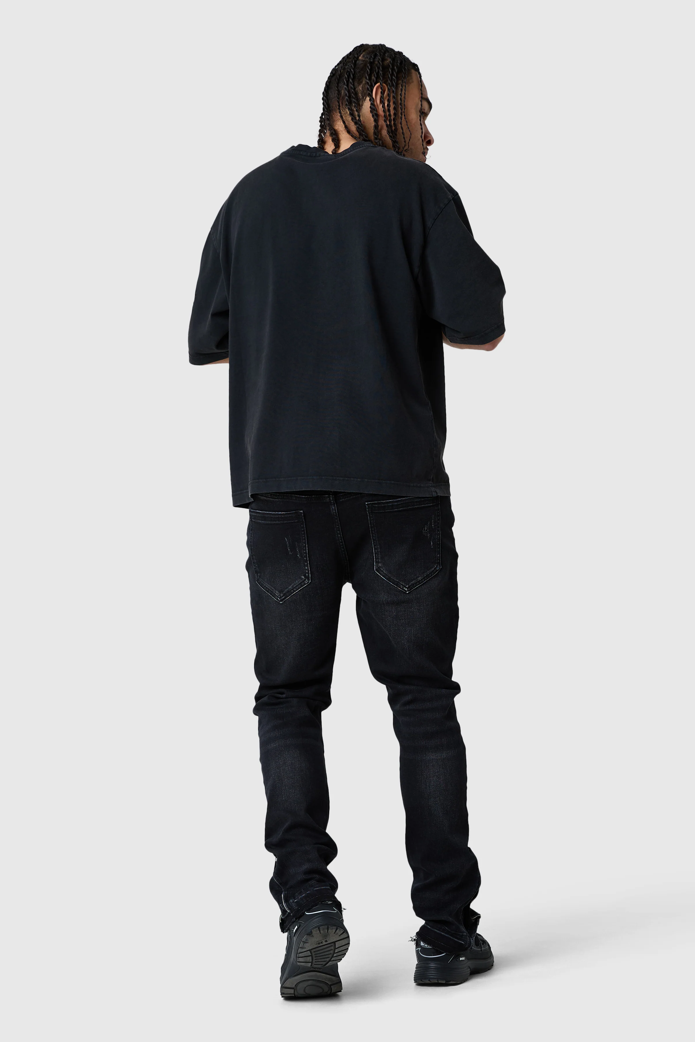 Enzo Slim Jean - Jet Black - Image 9