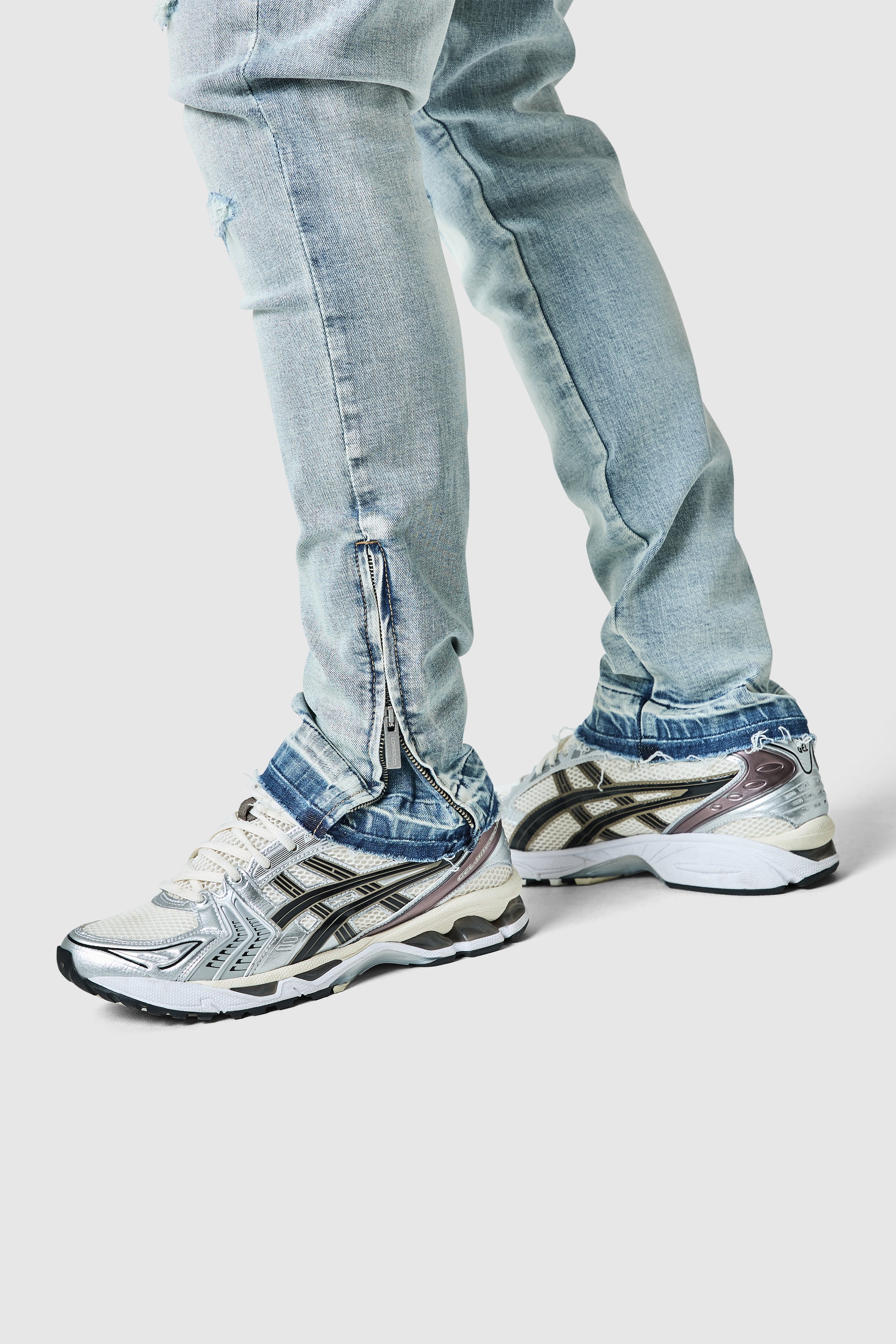 Enzo Slim Jean - Light Blue - Image 7