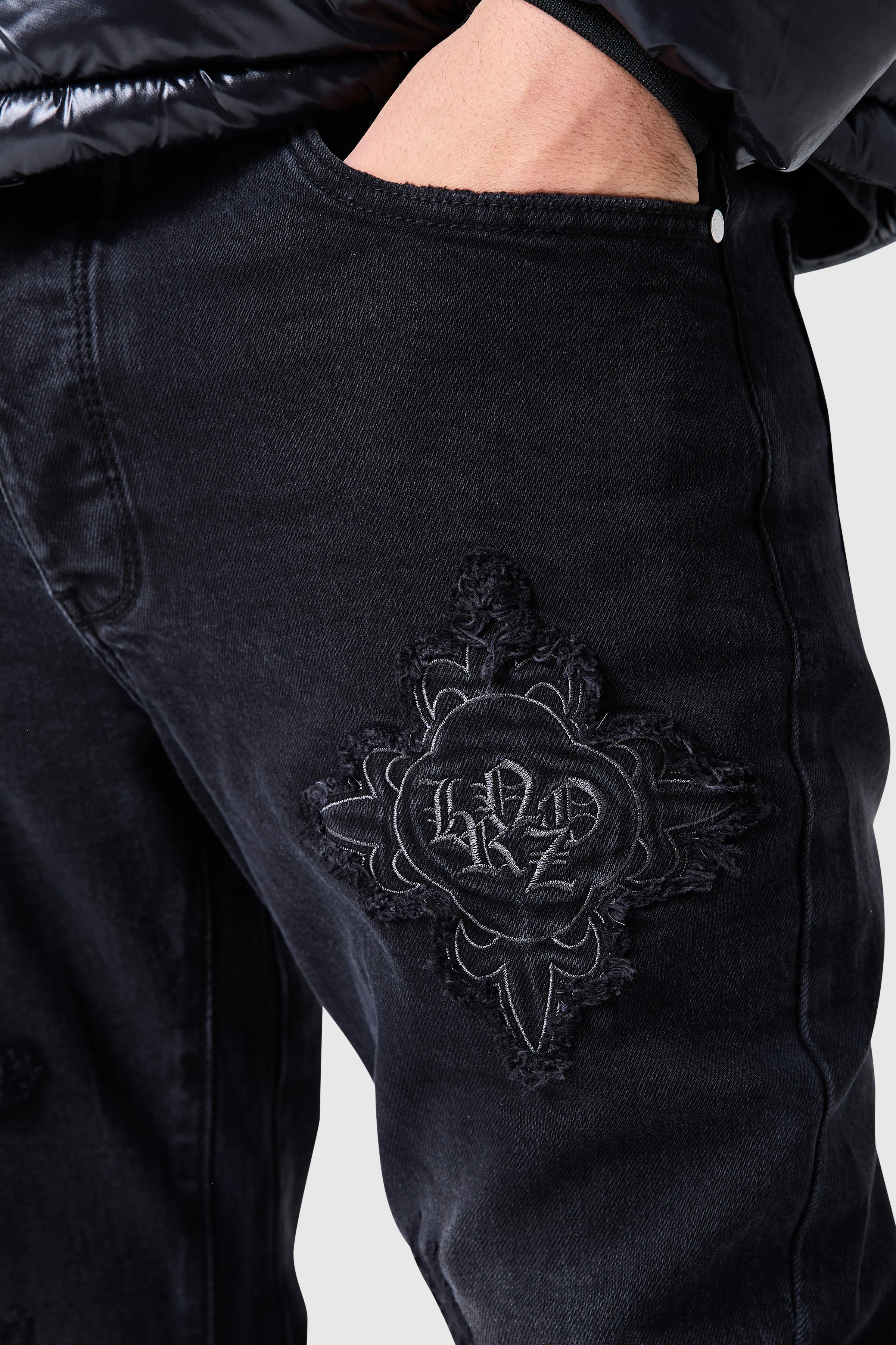 Icon Patch Flare Jean - Black - Image 3