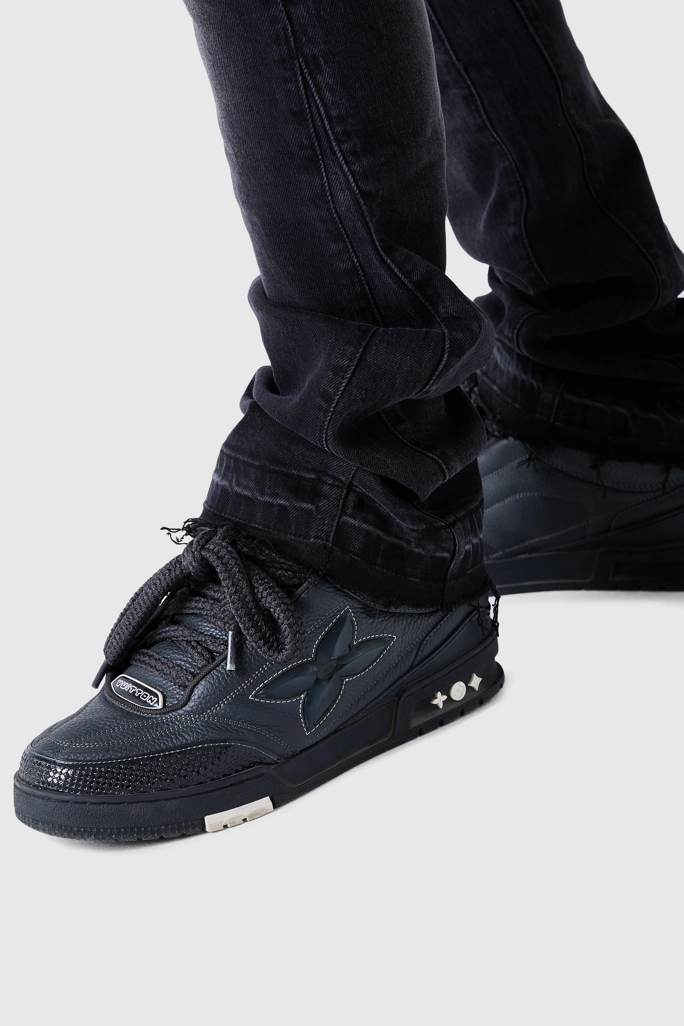 Icon Patch Flare Jean - Black - Image 7