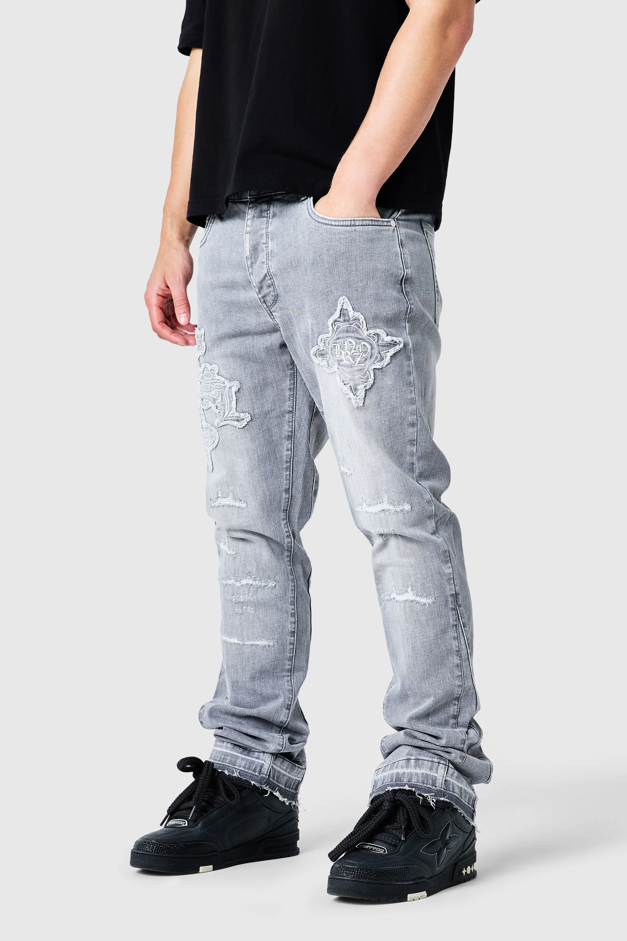 Icon Patch Flare Jean - Light Grey