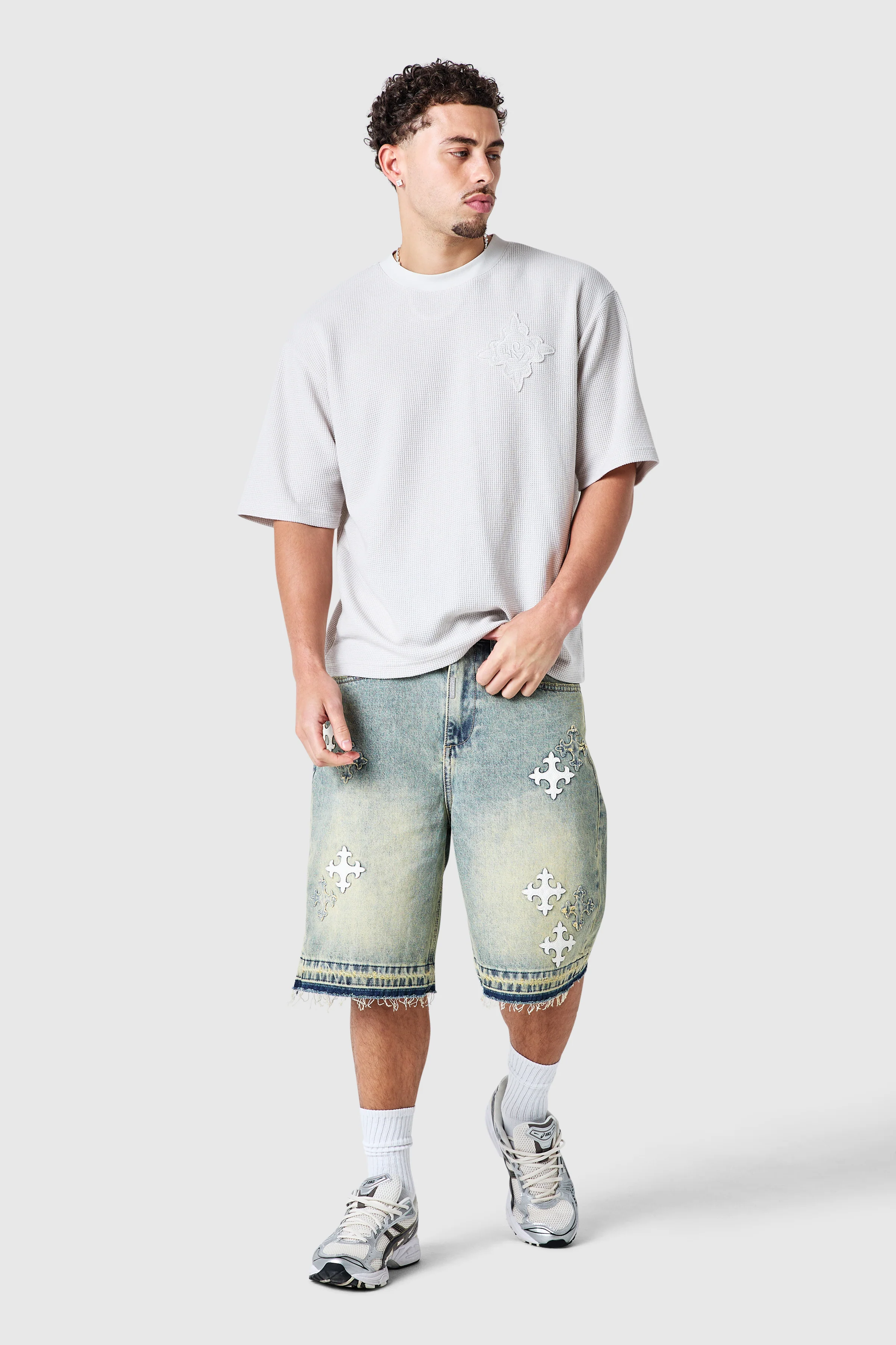 Icon Waffle Tee - Grey Sand - Image 3