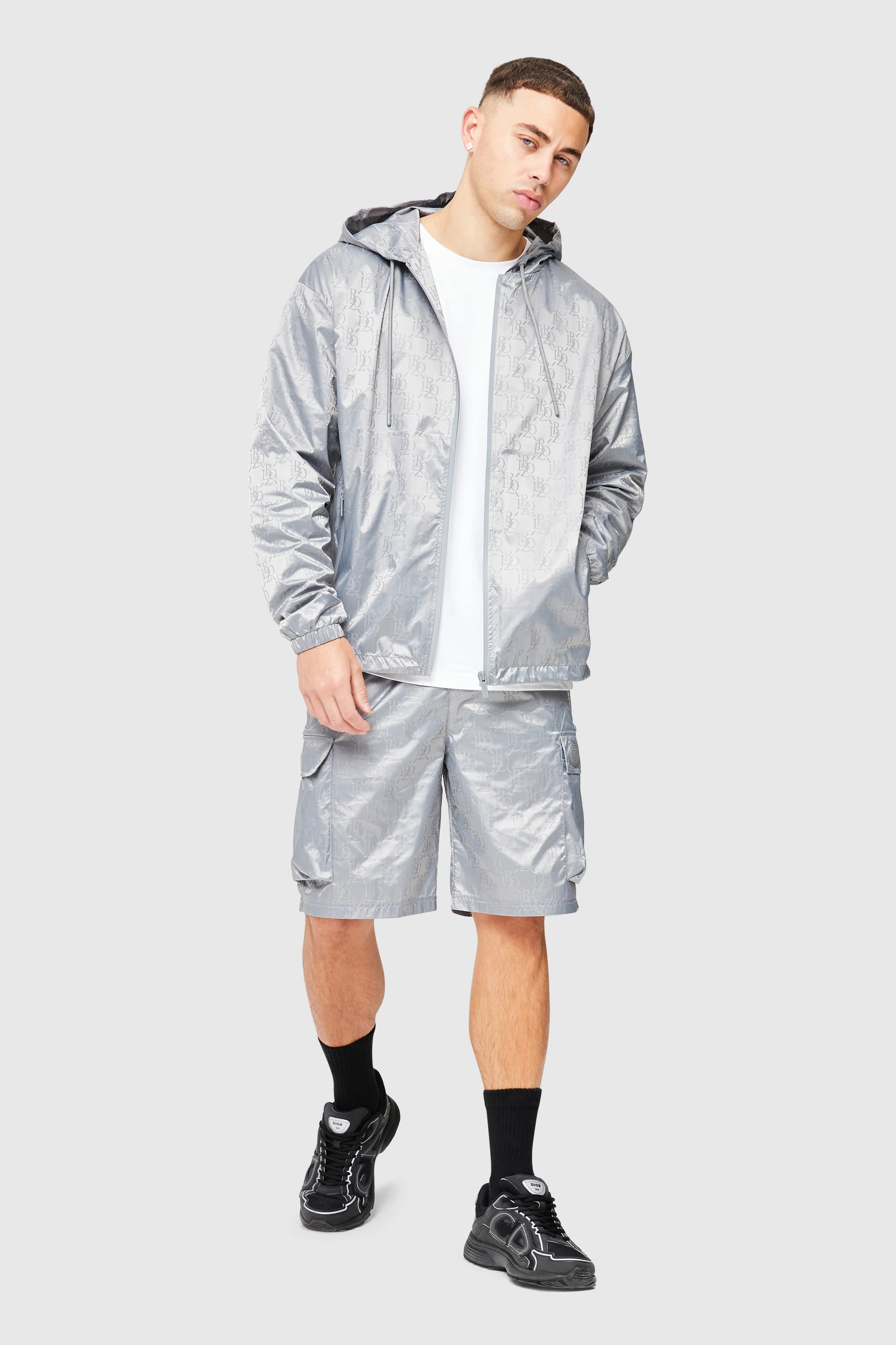 Monogram Short - Grey - Image 4