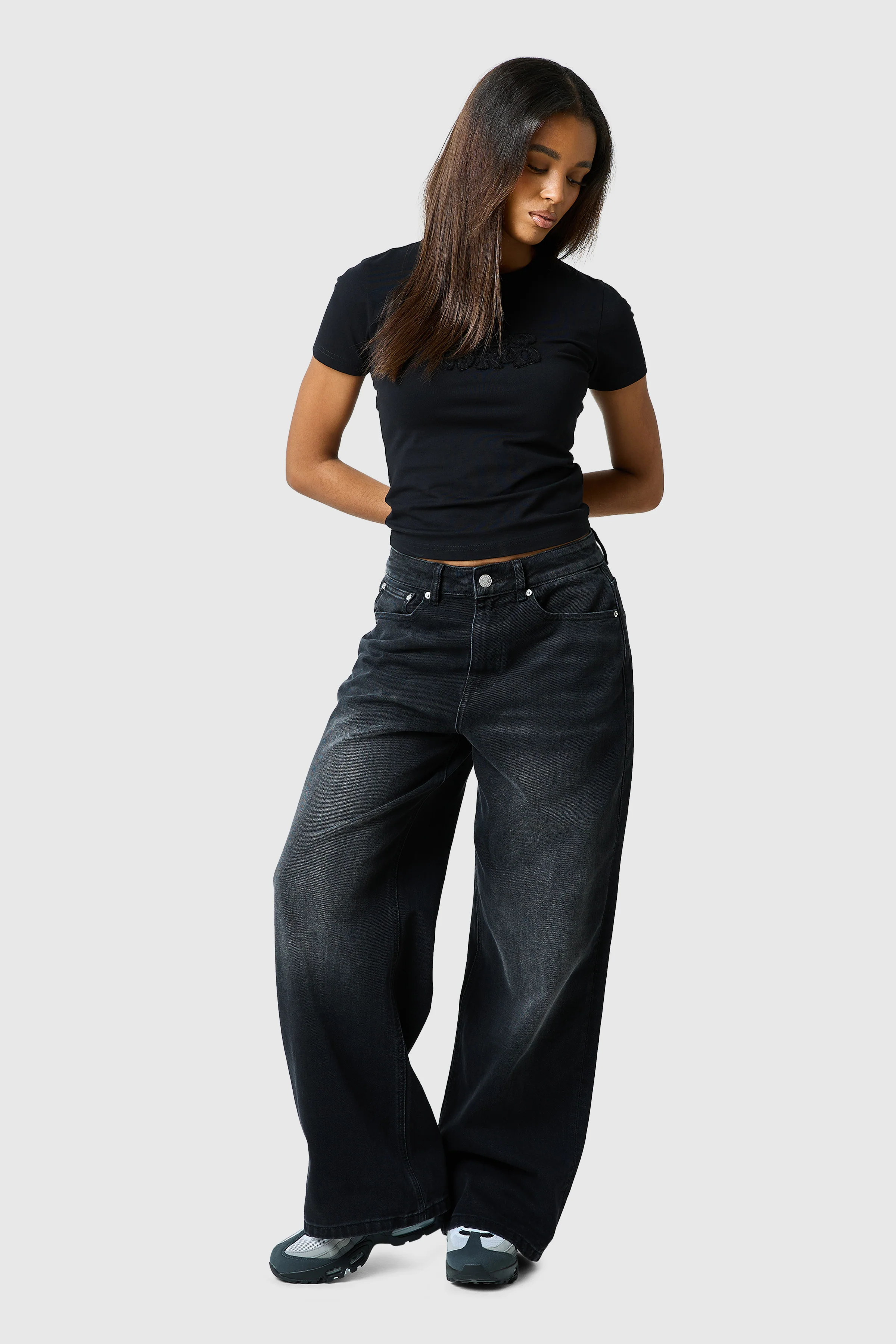 Womens Bella Tee - Black - Image 3
