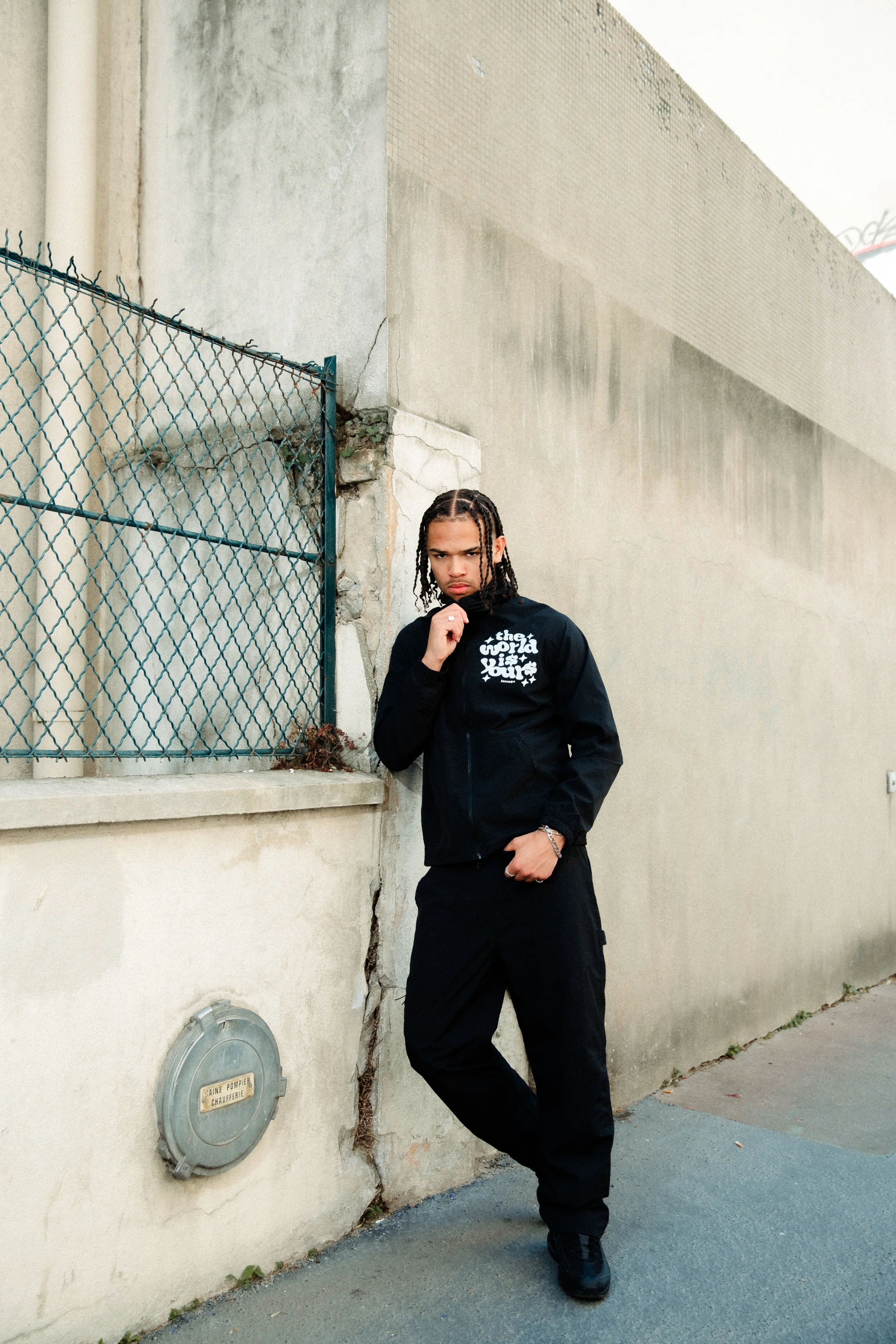 World Is Yours Light Jacket - Black - Image 4