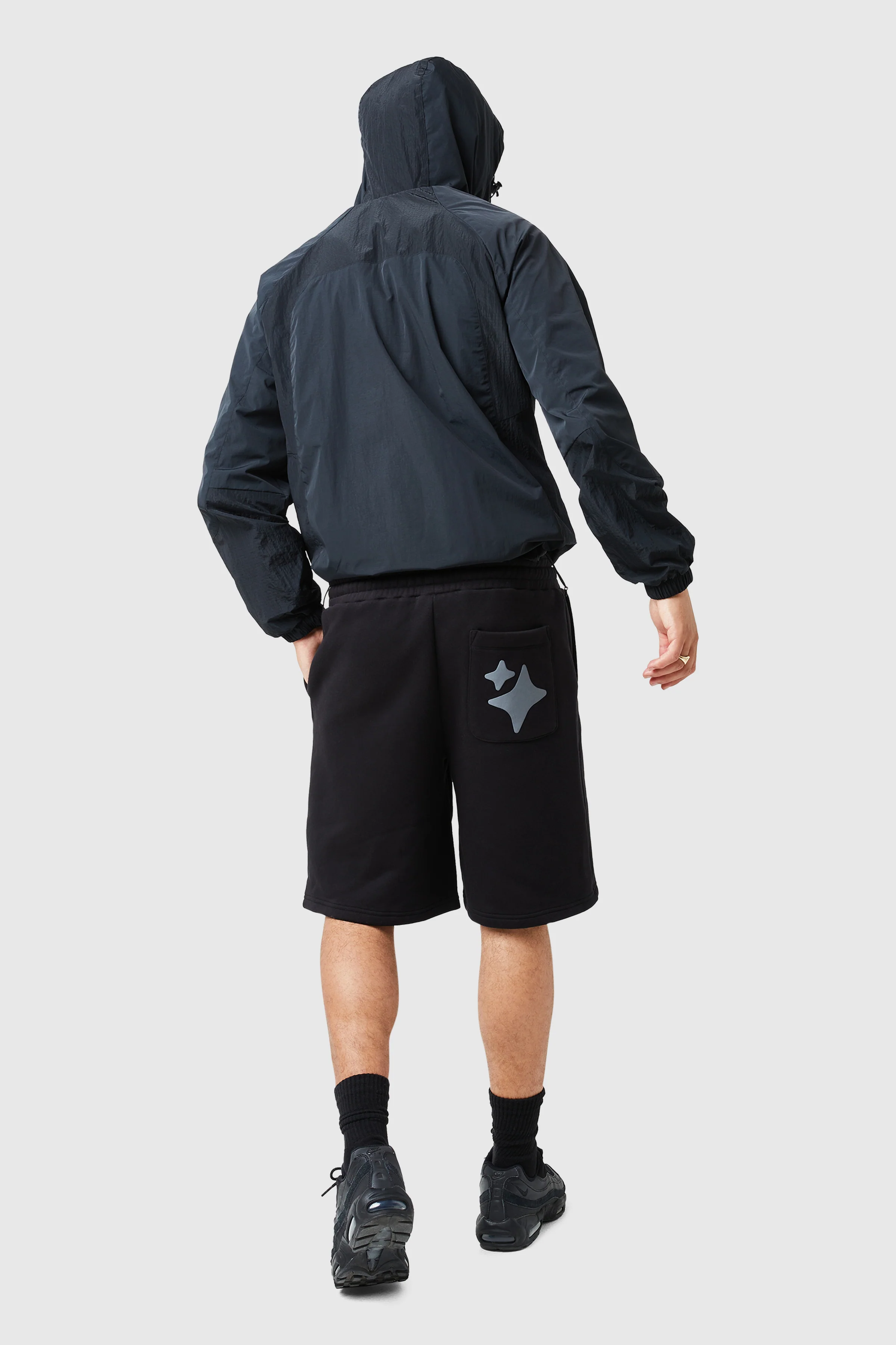 Zion Windbreaker - Black - Image 5